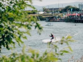 Sibiu găzduiește Sibiu Wake Trophy, singura competiție internațională de wakeboard din România